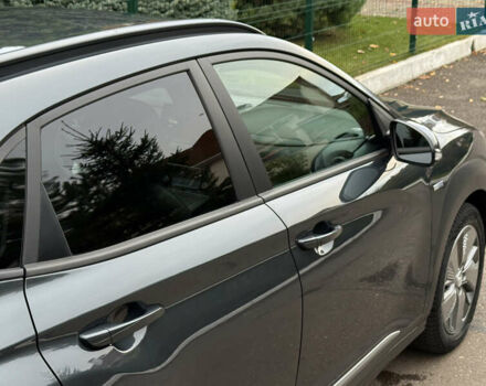 Сірий Хендай Kona, об'ємом двигуна 0 л та пробігом 81 тис. км за 17200 $, фото 32 на Automoto.ua