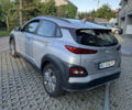 Сірий Хендай Kona, об'ємом двигуна 0 л та пробігом 91 тис. км за 16999 $, фото 4 на Automoto.ua