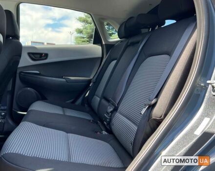 Серый Хендай Kona, объемом двигателя 2 л и пробегом 51 тыс. км за 17300 $, фото 11 на Automoto.ua
