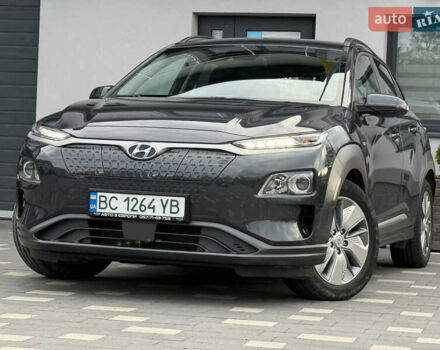 Серый Хендай Kona, объемом двигателя 0 л и пробегом 56 тыс. км за 19700 $, фото 8 на Automoto.ua