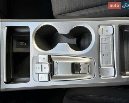 Сірий Хендай Kona, об'ємом двигуна 0 л та пробігом 36 тис. км за 16400 $, фото 34 на Automoto.ua