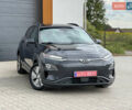 Серый Хендай Kona, объемом двигателя 0 л и пробегом 62 тыс. км за 16900 $, фото 1 на Automoto.ua