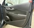 Серый Хендай Kona, объемом двигателя 0 л и пробегом 74 тыс. км за 15250 $, фото 67 на Automoto.ua