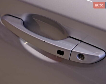 Серый Хендай Kona, объемом двигателя 0 л и пробегом 88 тыс. км за 20300 $, фото 15 на Automoto.ua