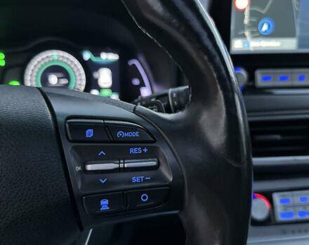 Сірий Хендай Kona, об'ємом двигуна 0 л та пробігом 137 тис. км за 16900 $, фото 100 на Automoto.ua