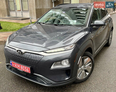 Серый Хендай Kona, объемом двигателя 0 л и пробегом 130 тыс. км за 18500 $, фото 13 на Automoto.ua