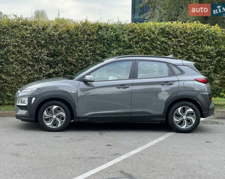 Серый Хендай Kona, объемом двигателя 1.6 л и пробегом 54 тыс. км за 20950 $, фото 10 на Automoto.ua