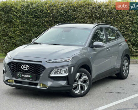 Серый Хендай Kona, объемом двигателя 1.6 л и пробегом 54 тыс. км за 20950 $, фото 6 на Automoto.ua