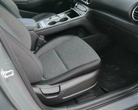 Сірий Хендай Kona, об'ємом двигуна 0 л та пробігом 86 тис. км за 15200 $, фото 43 на Automoto.ua