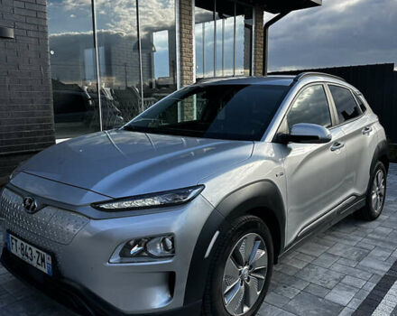 Сірий Хендай Kona, об'ємом двигуна 0 л та пробігом 38 тис. км за 19200 $, фото 4 на Automoto.ua