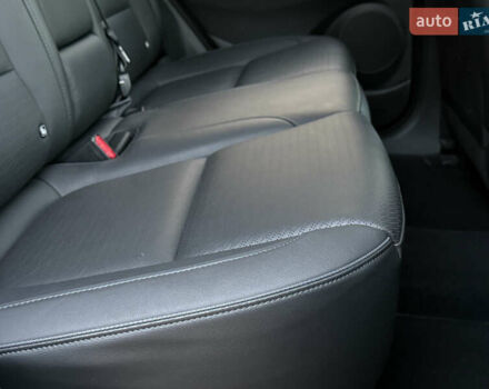 Сірий Хендай Kona, об'ємом двигуна 0 л та пробігом 81 тис. км за 17200 $, фото 100 на Automoto.ua