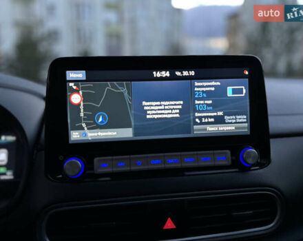 Сірий Хендай Kona, об'ємом двигуна 0 л та пробігом 137 тис. км за 16900 $, фото 98 на Automoto.ua