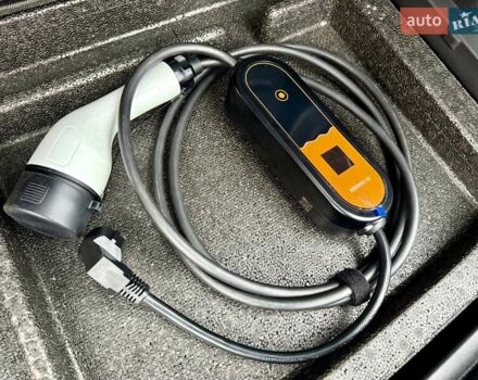 Серый Хендай Kona, объемом двигателя 0 л и пробегом 74 тыс. км за 15250 $, фото 96 на Automoto.ua