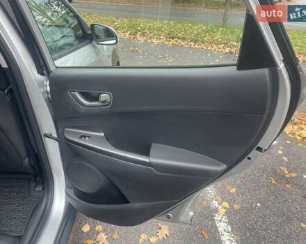 Серый Хендай Kona, объемом двигателя 0 л и пробегом 114 тыс. км за 17100 $, фото 39 на Automoto.ua