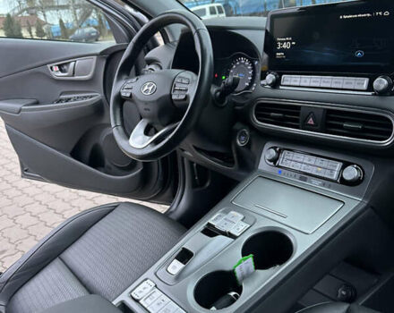 Сірий Хендай Kona, об'ємом двигуна 0 л та пробігом 149 тис. км за 17950 $, фото 50 на Automoto.ua