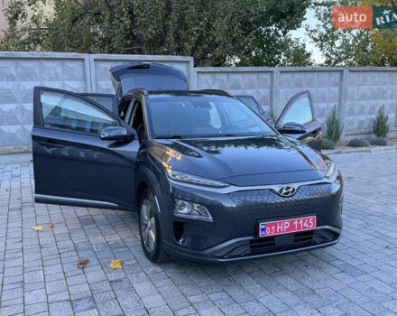 Сірий Хендай Kona, об'ємом двигуна 0 л та пробігом 114 тис. км за 15999 $, фото 23 на Automoto.ua