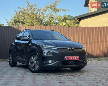 Сірий Хендай Kona, об'ємом двигуна 0 л та пробігом 40 тис. км за 16799 $, фото 60 на Automoto.ua