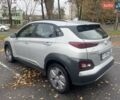 Серый Хендай Kona, объемом двигателя 0 л и пробегом 114 тыс. км за 17100 $, фото 3 на Automoto.ua