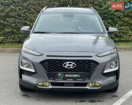 Серый Хендай Kona, объемом двигателя 1.6 л и пробегом 54 тыс. км за 20950 $, фото 5 на Automoto.ua