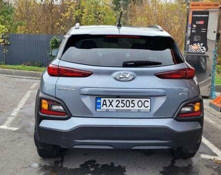 Сірий Хендай Kona, об'ємом двигуна 2 л та пробігом 59 тис. км за 15100 $, фото 3 на Automoto.ua