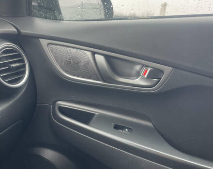 Сірий Хендай Kona, об'ємом двигуна 0 л та пробігом 132 тис. км за 15500 $, фото 19 на Automoto.ua