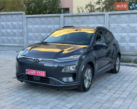 Сірий Хендай Kona, об'ємом двигуна 0 л та пробігом 114 тис. км за 15999 $, фото 1 на Automoto.ua