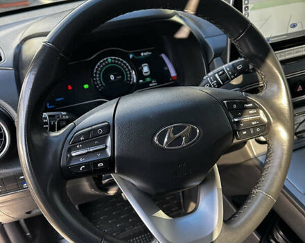 Сірий Хендай Kona, об'ємом двигуна 0 л та пробігом 38 тис. км за 19200 $, фото 23 на Automoto.ua