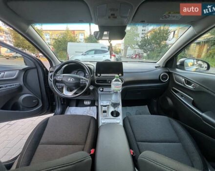 Сірий Хендай Kona, об'ємом двигуна 0 л та пробігом 230 тис. км за 14900 $, фото 31 на Automoto.ua