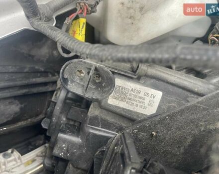 Серый Хендай Kona, объемом двигателя 0 л и пробегом 114 тыс. км за 17100 $, фото 55 на Automoto.ua