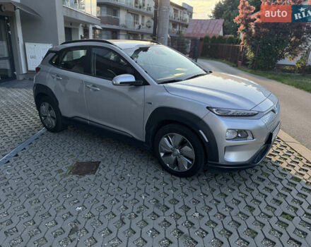 Сірий Хендай Kona, об'ємом двигуна 0 л та пробігом 91 тис. км за 16999 $, фото 1 на Automoto.ua