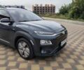 Серый Хендай Kona, объемом двигателя 0 л и пробегом 141 тыс. км за 17200 $, фото 3 на Automoto.ua
