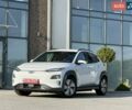 Серый Хендай Kona, объемом двигателя 0 л и пробегом 93 тыс. км за 17970 $, фото 13 на Automoto.ua