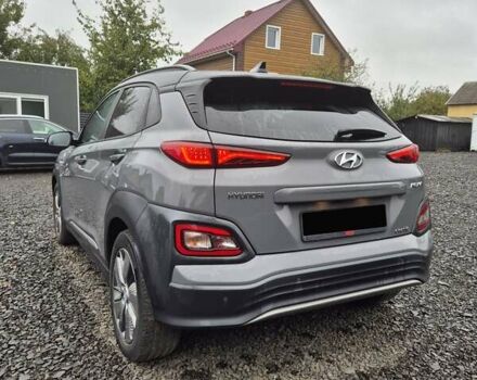 Сірий Хендай Kona, об'ємом двигуна 0 л та пробігом 99 тис. км за 19499 $, фото 6 на Automoto.ua