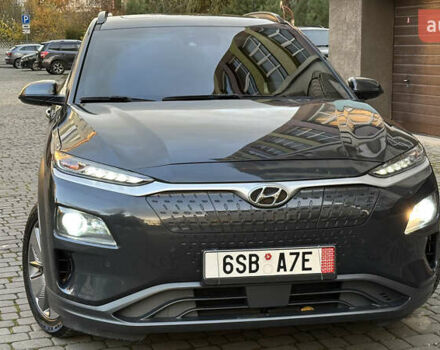 Сірий Хендай Kona, об'ємом двигуна 0 л та пробігом 137 тис. км за 16900 $, фото 4 на Automoto.ua