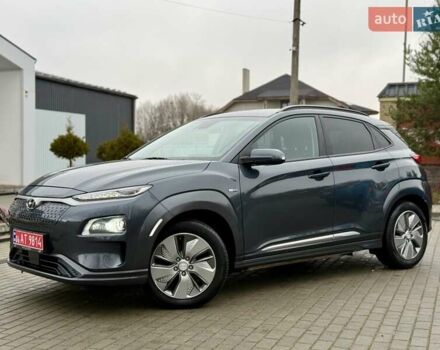 Серый Хендай Kona, объемом двигателя 0 л и пробегом 74 тыс. км за 15250 $, фото 9 на Automoto.ua