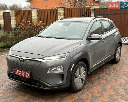 Сірий Хендай Kona, об'ємом двигуна 0 л та пробігом 43 тис. км за 14950 $, фото 1 на Automoto.ua