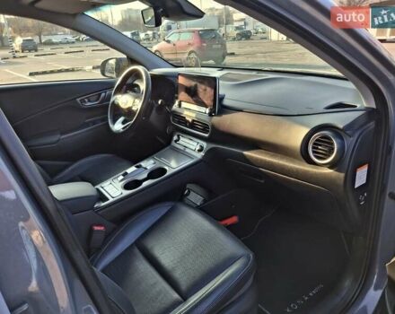 Серый Хендай Kona, объемом двигателя 0 л и пробегом 116 тыс. км за 18600 $, фото 29 на Automoto.ua