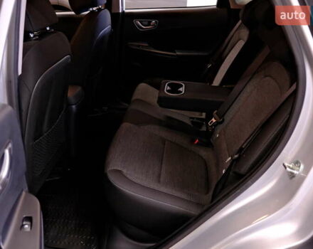 Серый Хендай Kona, объемом двигателя 0 л и пробегом 88 тыс. км за 20300 $, фото 35 на Automoto.ua