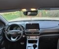 Сірий Хендай Kona, об'ємом двигуна 0 л та пробігом 63 тис. км за 17950 $, фото 7 на Automoto.ua