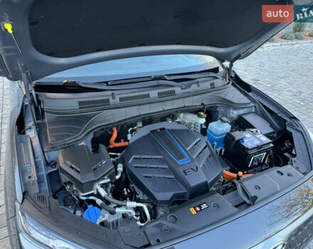 Сірий Хендай Kona, об'ємом двигуна 0 л та пробігом 114 тис. км за 15999 $, фото 44 на Automoto.ua