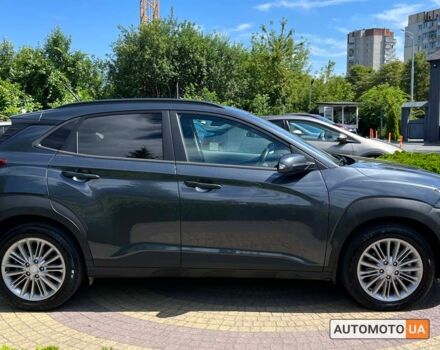 Серый Хендай Kona, объемом двигателя 2 л и пробегом 51 тыс. км за 17300 $, фото 7 на Automoto.ua