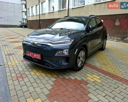 Сірий Хендай Kona, об'ємом двигуна 0 л та пробігом 128 тис. км за 16900 $, фото 5 на Automoto.ua