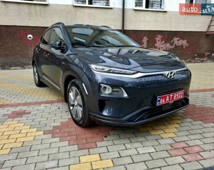 Сірий Хендай Kona, об'ємом двигуна 0 л та пробігом 128 тис. км за 16900 $, фото 10 на Automoto.ua