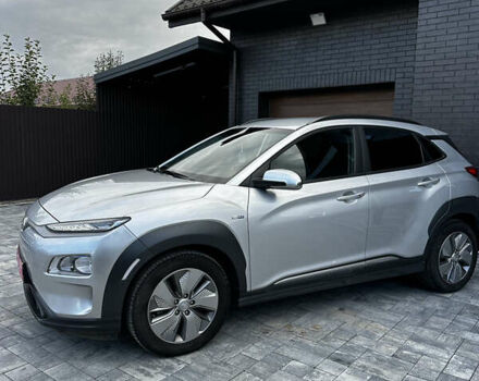 Сірий Хендай Kona, об'ємом двигуна 0 л та пробігом 38 тис. км за 19200 $, фото 2 на Automoto.ua