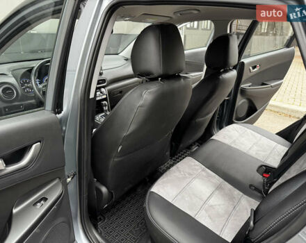 Сірий Хендай Kona, об'ємом двигуна 1.6 л та пробігом 32 тис. км за 18999 $, фото 16 на Automoto.ua