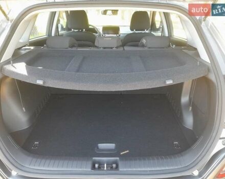 Серый Хендай Kona, объемом двигателя 0 л и пробегом 86 тыс. км за 15500 $, фото 13 на Automoto.ua