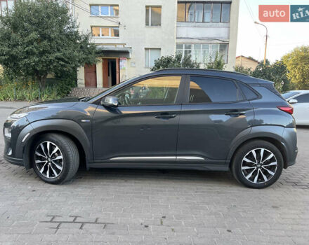 Сірий Хендай Kona, об'ємом двигуна 0 л та пробігом 230 тис. км за 14900 $, фото 4 на Automoto.ua