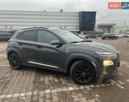 Серый Хендай Kona, объемом двигателя 0 л и пробегом 98 тыс. км за 17700 $, фото 14 на Automoto.ua