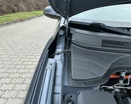 Сірий Хендай Kona, об'ємом двигуна 0 л та пробігом 149 тис. км за 17950 $, фото 28 на Automoto.ua