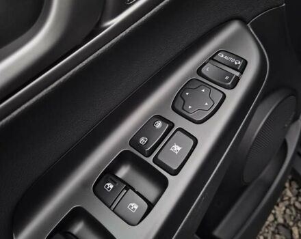 Сірий Хендай Kona, об'ємом двигуна 0 л та пробігом 99 тис. км за 19499 $, фото 35 на Automoto.ua